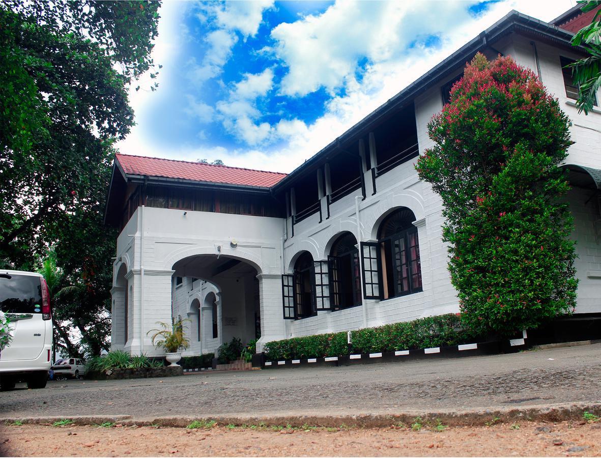 Ratnapura Rest House Hotel Exterior foto